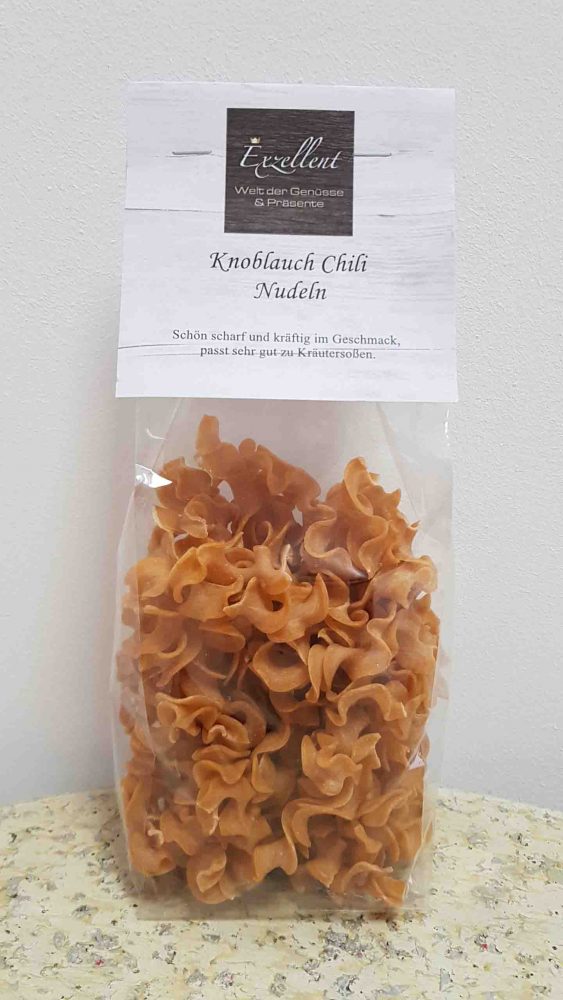 Knoblauch Chili Nudeln